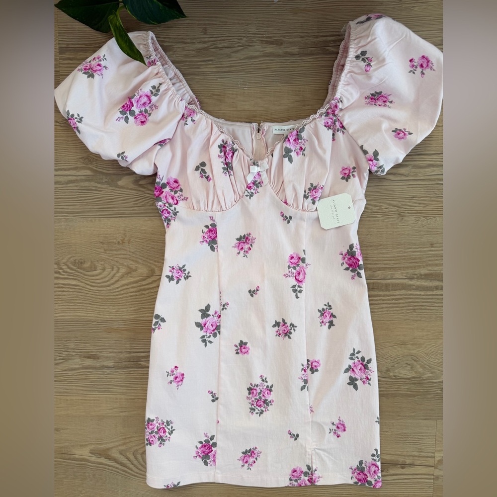 Altar’d State Alina Floral Puff Sleeve Dress NWT - Picture 2 of 5